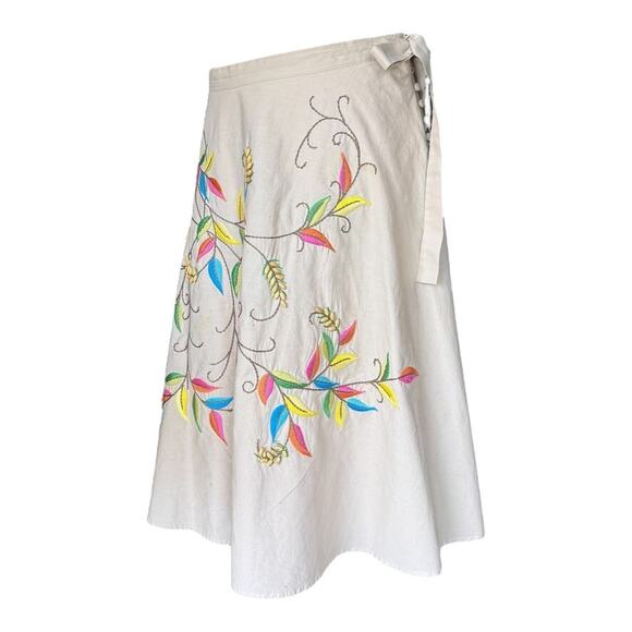BCBGMAXAZRIA Floral Embroidered Flared A-Line Skirt Tan Neutral 100% Cotton L - Picture 3 of 13